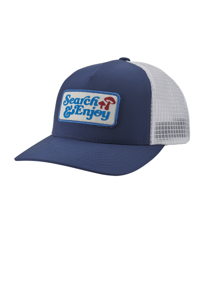 Searchin Trucker - Black / Black