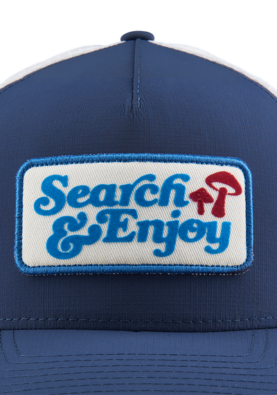 Searchin Trucker - Black / Black