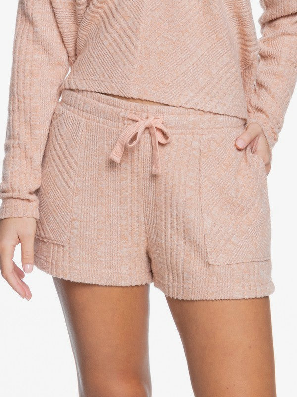 HIGH TIDE SHORT